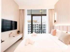 Opulent Studio with Balcony at Aziz Riviera